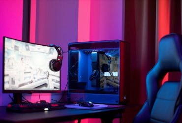 10 Rekomendasi Monitor Gaming Terbaik 2024-2025